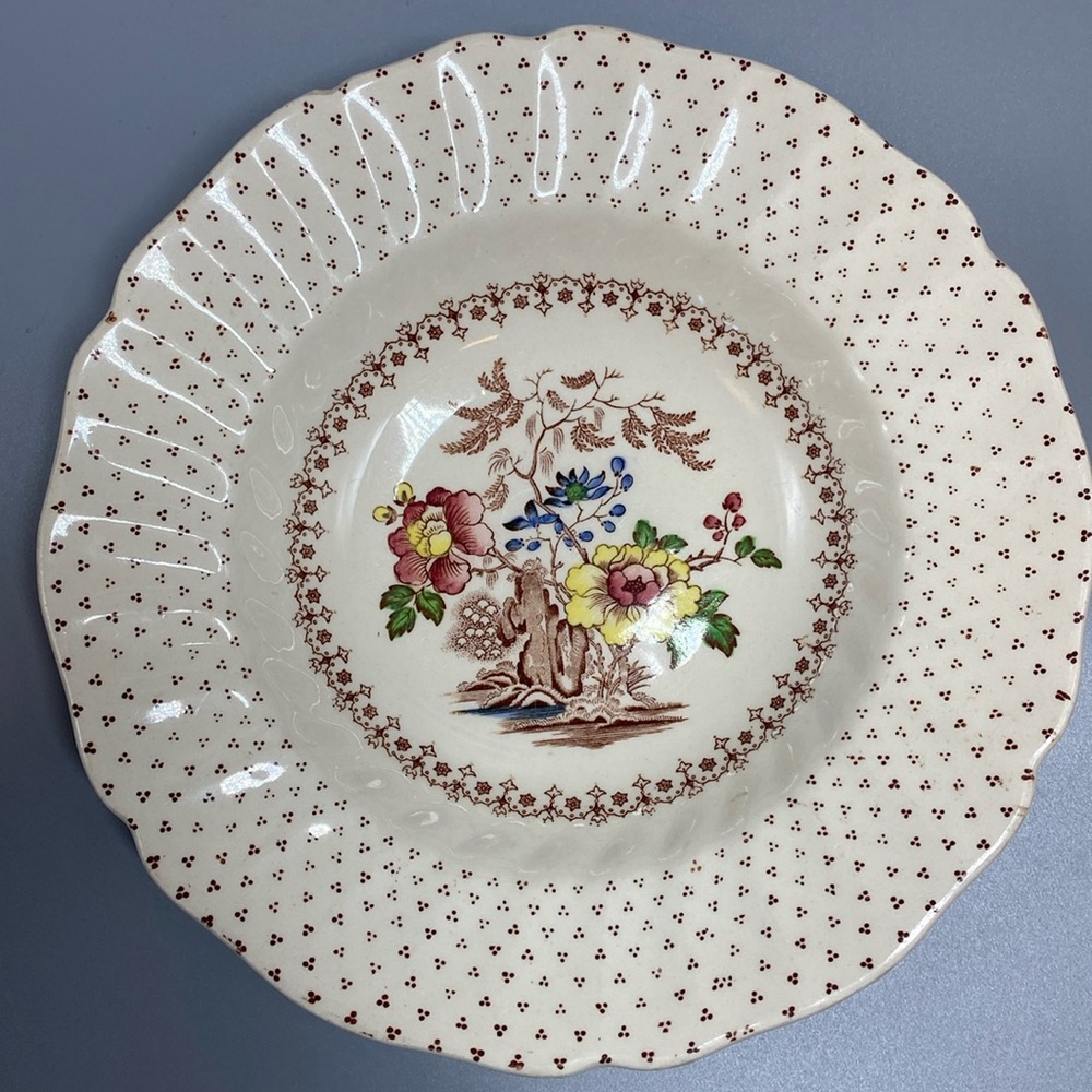 Royal Doulton plate floral design